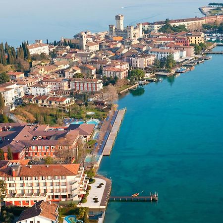 Villa Mimosa - Appartamento 1 - Happy Rentals Desenzano del Garda Exteriör bild